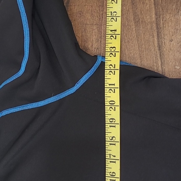 Obermeyer Sweater Men's Large Black 1/2 Zip Lightweight Spring Skiing Sweater - Picture 8 of 9